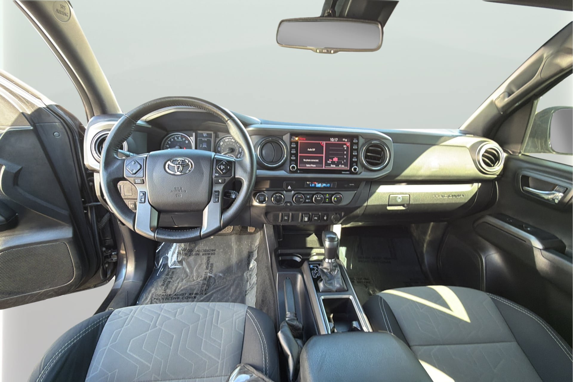 Used 2021 Toyota Tacoma TRD Off-Road AWD/4WD image 31