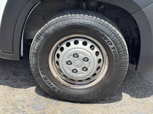 Used 2025 RAM ProMaster 2500 w/ Convenience Group FWD image 7