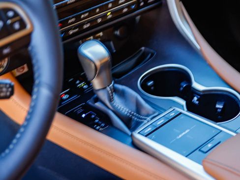 Used 2022 Lexus RX 350 FWD w/ Premium Package image 18