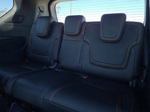 New 2026 Nissan Armada SL image 10