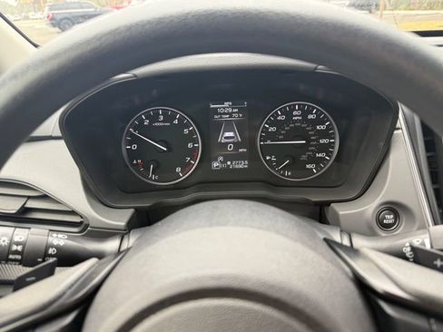 Used 2024 Subaru Crosstrek 2.0i Premium image 5