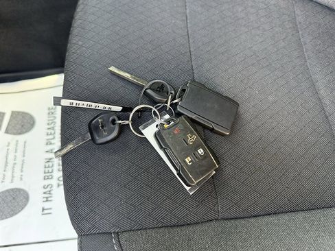 Used 2021 Chevrolet Silverado 1500 LT w/ Fleet Comfort Package image 23