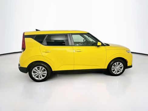 Used 2020 Kia Soul LX FWD image 10