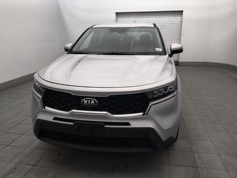 Used 2021 Kia Sorento LX FWD image 15