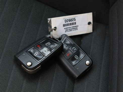 Used 2024 Volkswagen Jetta S FWD image 30
