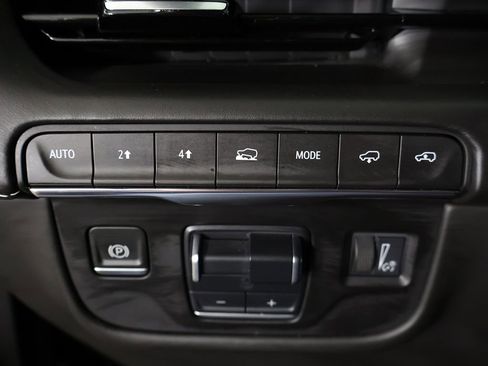 Used 2023 Cadillac Escalade Sport Platinum AWD/4WD image 52