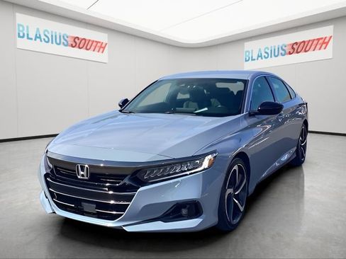 Used 2022 Honda Accord Sport image 7
