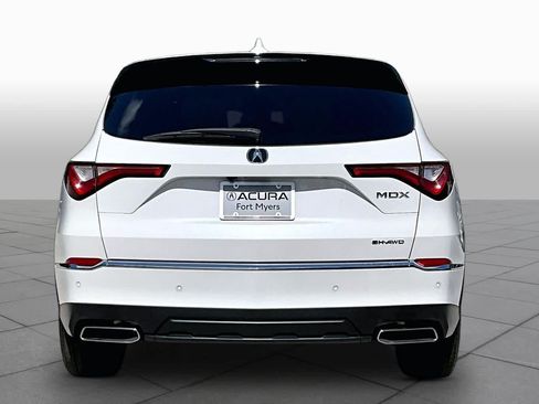 Certified 2024 Acura MDX SH-AWD w/ Technology Package image 5