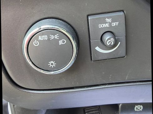 Used 2020 Chevrolet Express 2500 image 21