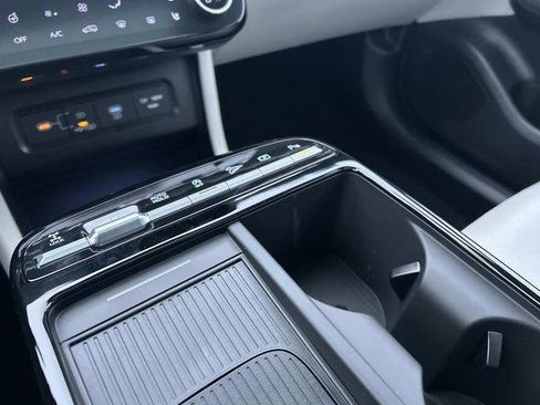 New 2026 Hyundai Tucson Limited image 12