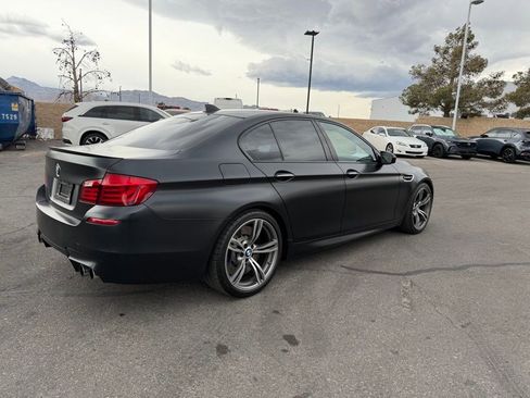 Used 2013 BMW M5 image 3