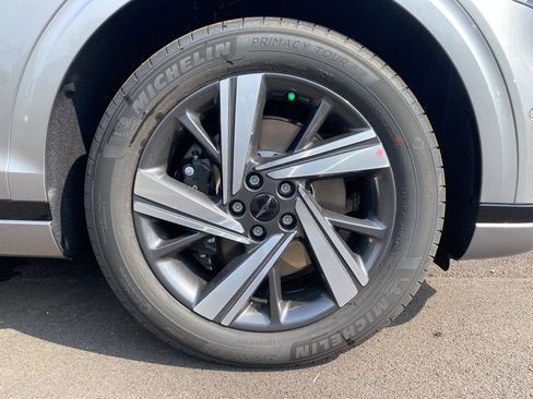 New 2026 Genesis GV70 3.5T Sport Advanced image 5