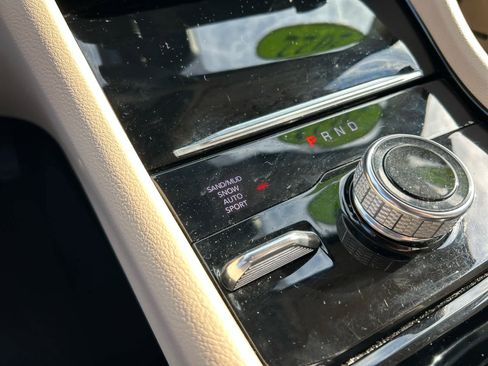 Used 2022 Jeep Grand Cherokee Limited image 30