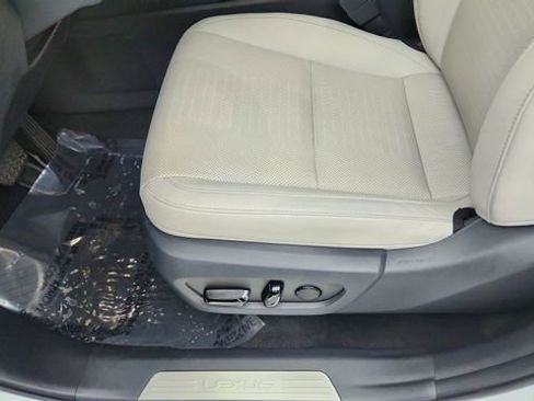 Used 2025 Lexus TX 350 AWD w/ Technology Package image 37