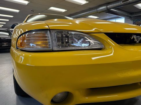Used 1998 Ford Mustang Cobra RWD image 27