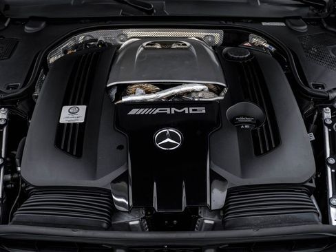 Used 2023 Mercedes-Benz SL 63 AMG 4MATIC image 35