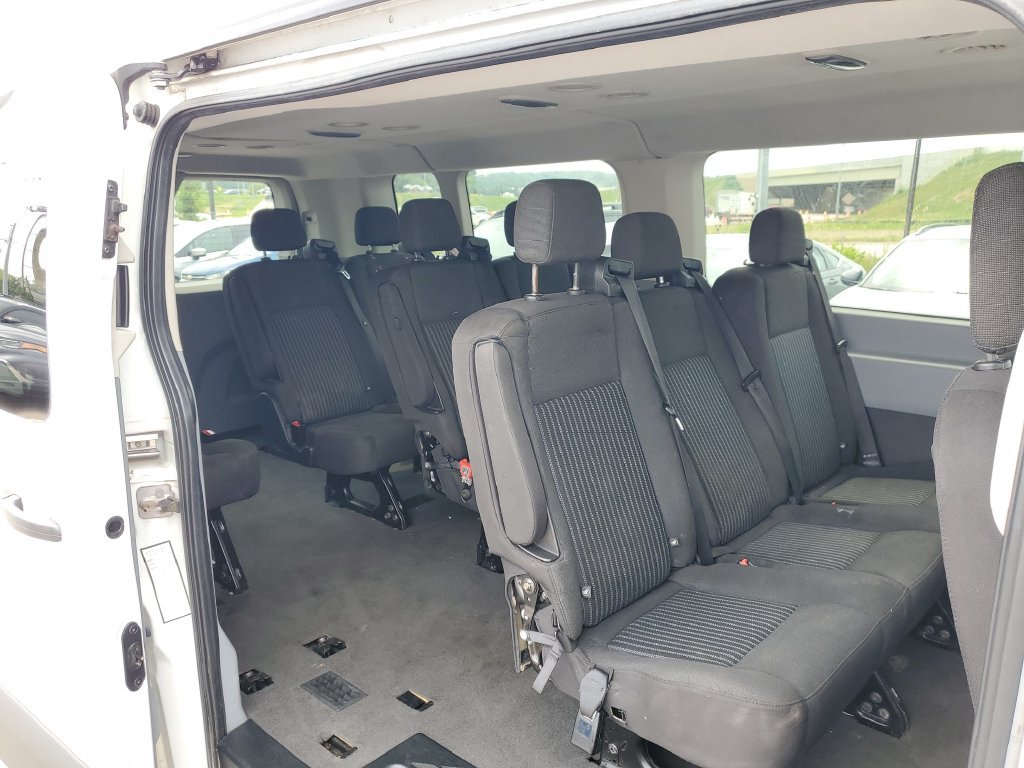 Used 2017 Ford Transit 350 XLT RWD image 11