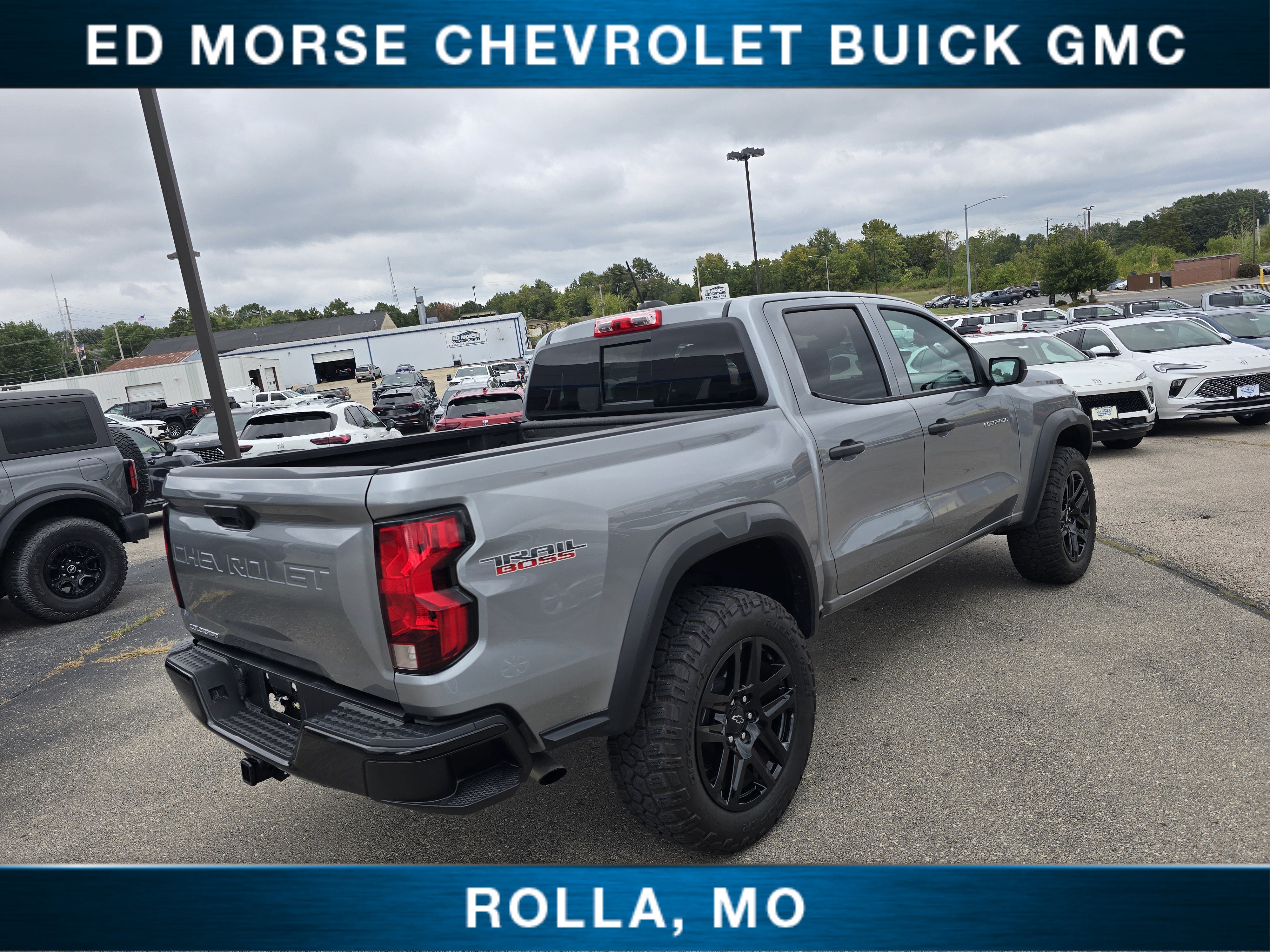 Certified 2023 Chevrolet Colorado Trail Boss w/ Advanced Trailering Package AWD/4WD image 3