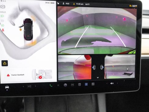 Used 2022 Tesla Model Y Long Range image 25