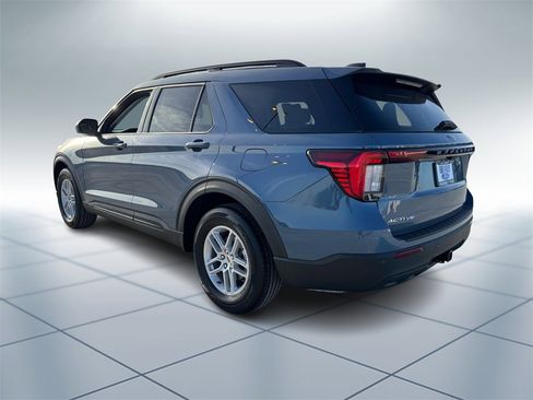 New 2026 Ford Explorer Active image 5