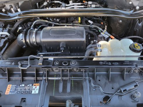 Used 2022 Ford Explorer ST-Line w/ Class IV Trailer Tow Package image 17