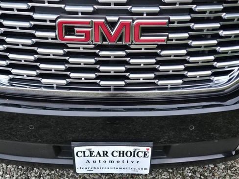 Used 2018 GMC Yukon XL Denali w/ Denali Ultimate Package image 24