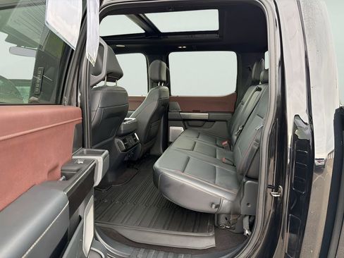 Used 2021 Ford F150 Lariat w/ Equipment Group 502A High image 18