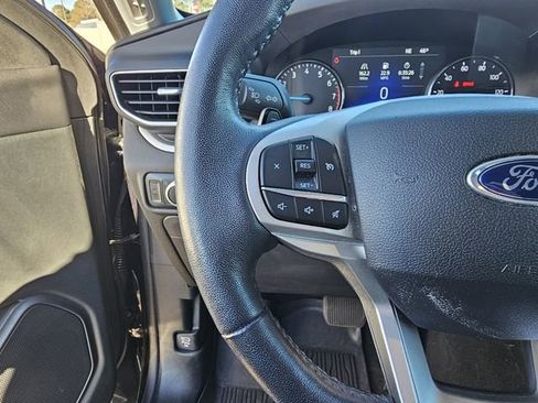 Used 2021 Ford Explorer XLT w/ Equipment Group 202A image 24