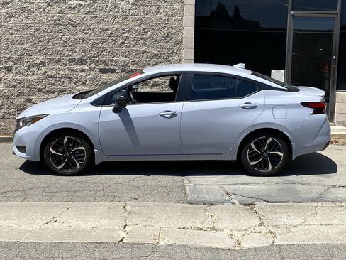 Certified 2025 Nissan Versa SR w/ Trunk Package FWD image 3
