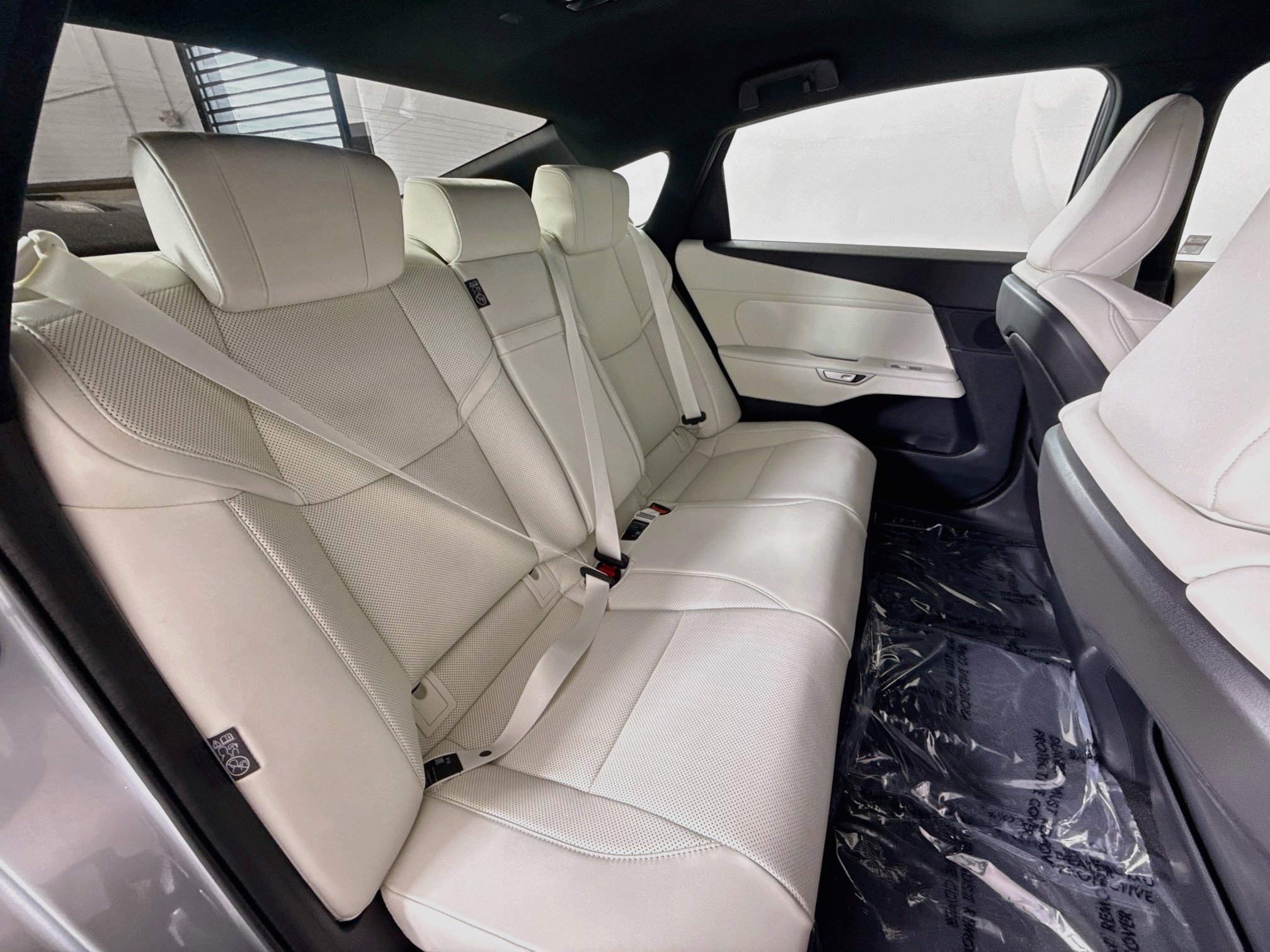Certified 2026 Lexus ES 350h AWD w/ Convenience Package image 27