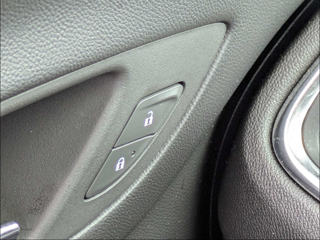 Used 2022 Chevrolet Equinox LT FWD image 31