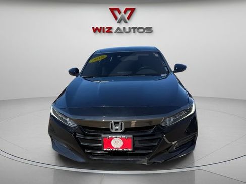 Used 2018 Honda Accord Sport image 2