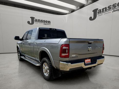 Used 2021 RAM 2500 Laramie AWD/4WD image 2
