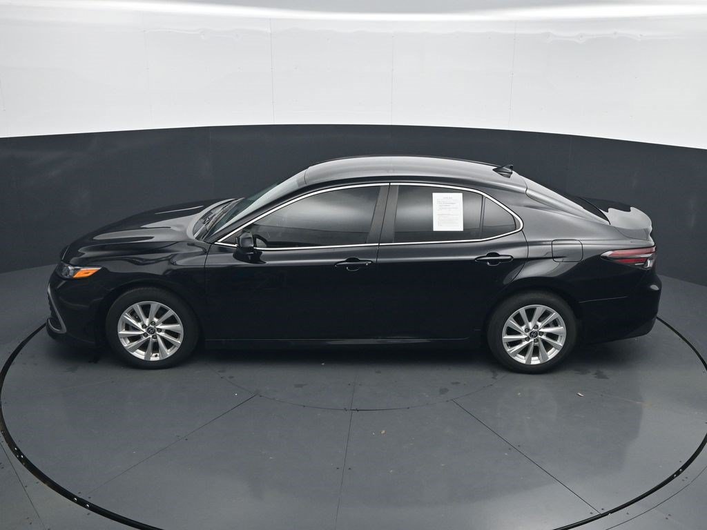 Used 2024 Toyota Camry LE FWD image 29