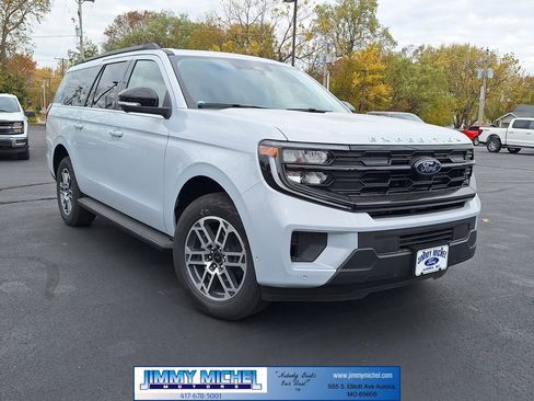 New 2025 Ford Expedition Max Active image 1