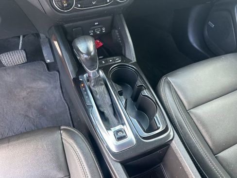 Used 2021 Chevrolet TrailBlazer ACTIV w/ Technology Package image 26