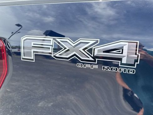 Used 2024 Ford F150 Lariat w/ Bed Utility Package AWD/4WD image 15