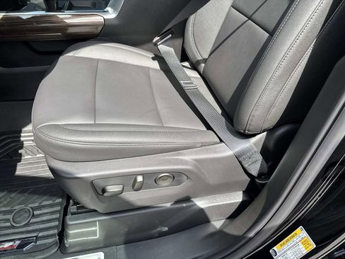 New 2026 Chevrolet Silverado 1500 RST AWD/4WD image 17