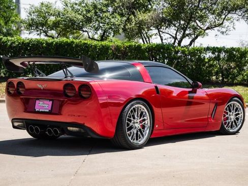Used 2008 Chevrolet Corvette Coupe w/ Preferred Equipment Group RWD image 50
