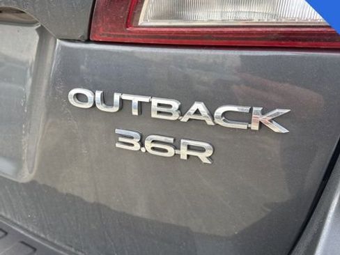 Used 2018 Subaru Outback 3.6R Limited image 9