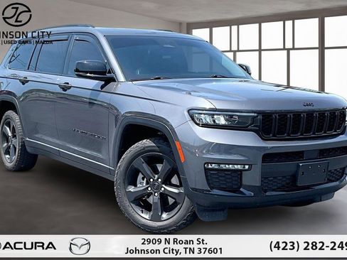 Used 2022 Jeep Grand Cherokee L Limited w/ Black Appearance Package AWD/4WD image 12