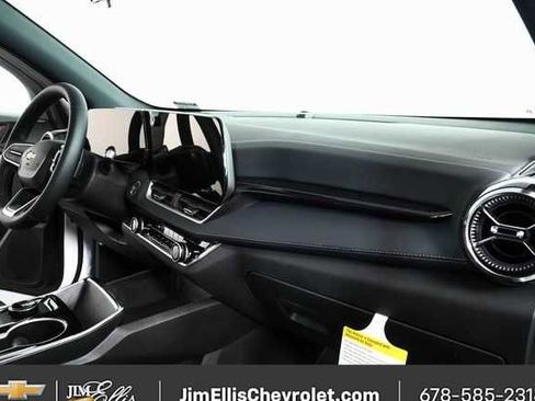 New 2026 Chevrolet Equinox LT AWD/4WD image 22