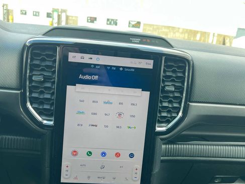 Used 2024 Ford Ranger XLT w/ FX4 Off-Road Package image 33