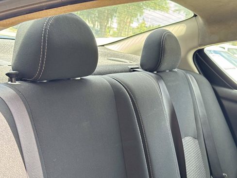 Used 2017 Nissan Versa SV FWD image 24
