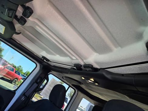 Used 2019 Jeep Wrangler Unlimited Sport S AWD/4WD image 13