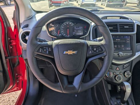 Used 2020 Chevrolet Sonic LT image 18