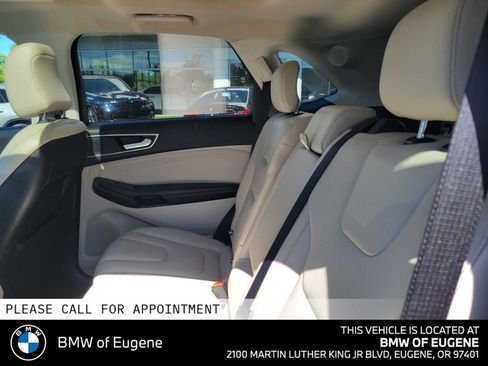 Used 2022 Ford Edge Titanium w/ Class II Trailer Tow Package AWD/4WD image 19