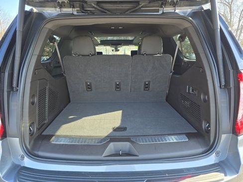 Used 2021 GMC Yukon XL Denali w/ Denali Ultimate Package image 16