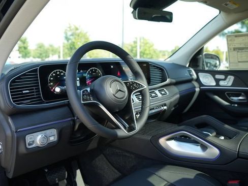 Certified 2026 Mercedes-Benz GLS 450 4MATIC image 42