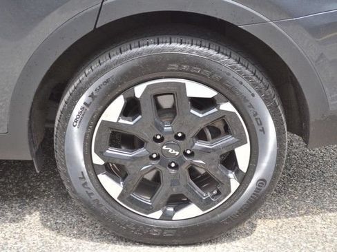 Used 2024 Kia Sorento S AWD/4WD image 12